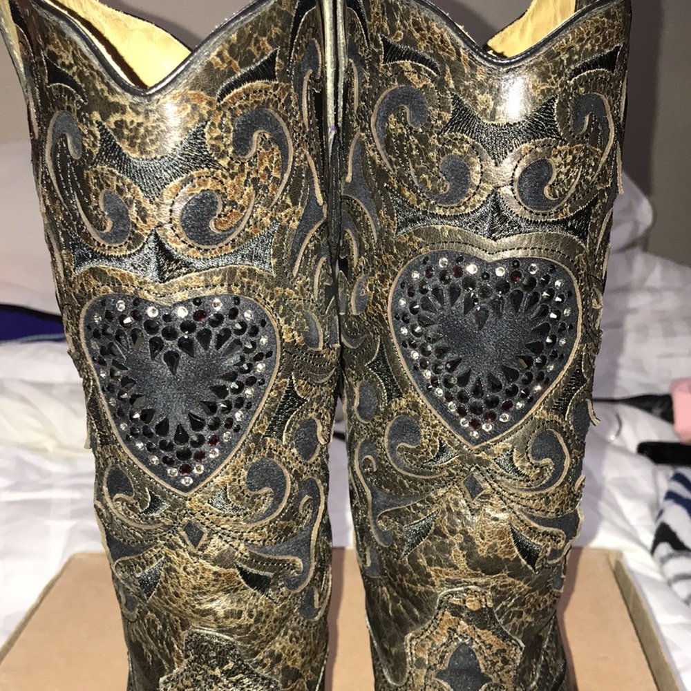 Corral Vintage BOOTS, Size 9 - Picture 3 of 17